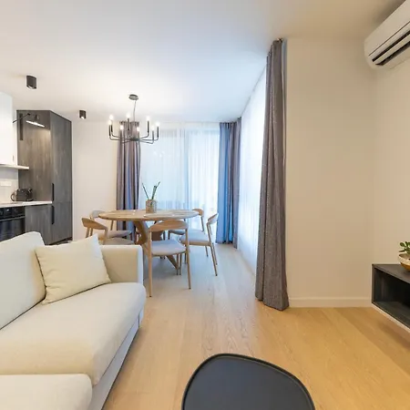 Luxury Sun Garden By Belmont Realty Apartment