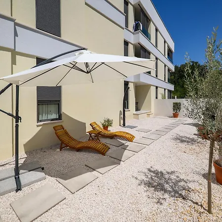 Luxury Sun Garden By Belmont Realty *