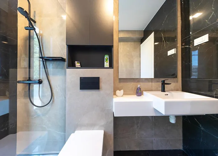 דירה Luxury Sun Garden By Belmont Realty *