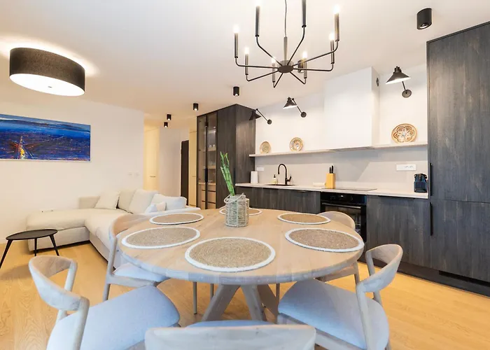 Luxury Sun Garden By Belmont Realty *