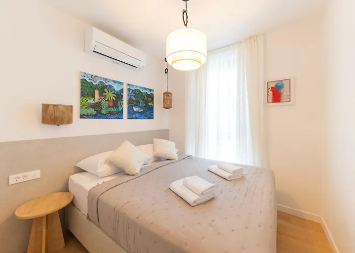 Luxury Sun Garden By Belmont Realty