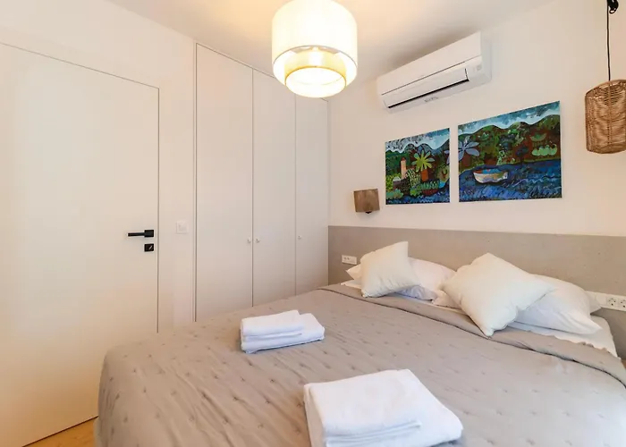 Luxury Sun Garden By Belmont Realty דירה *