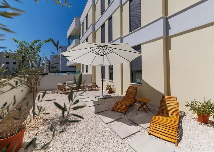 Luxury Sun Garden By Belmont Realty דירה זאדאר